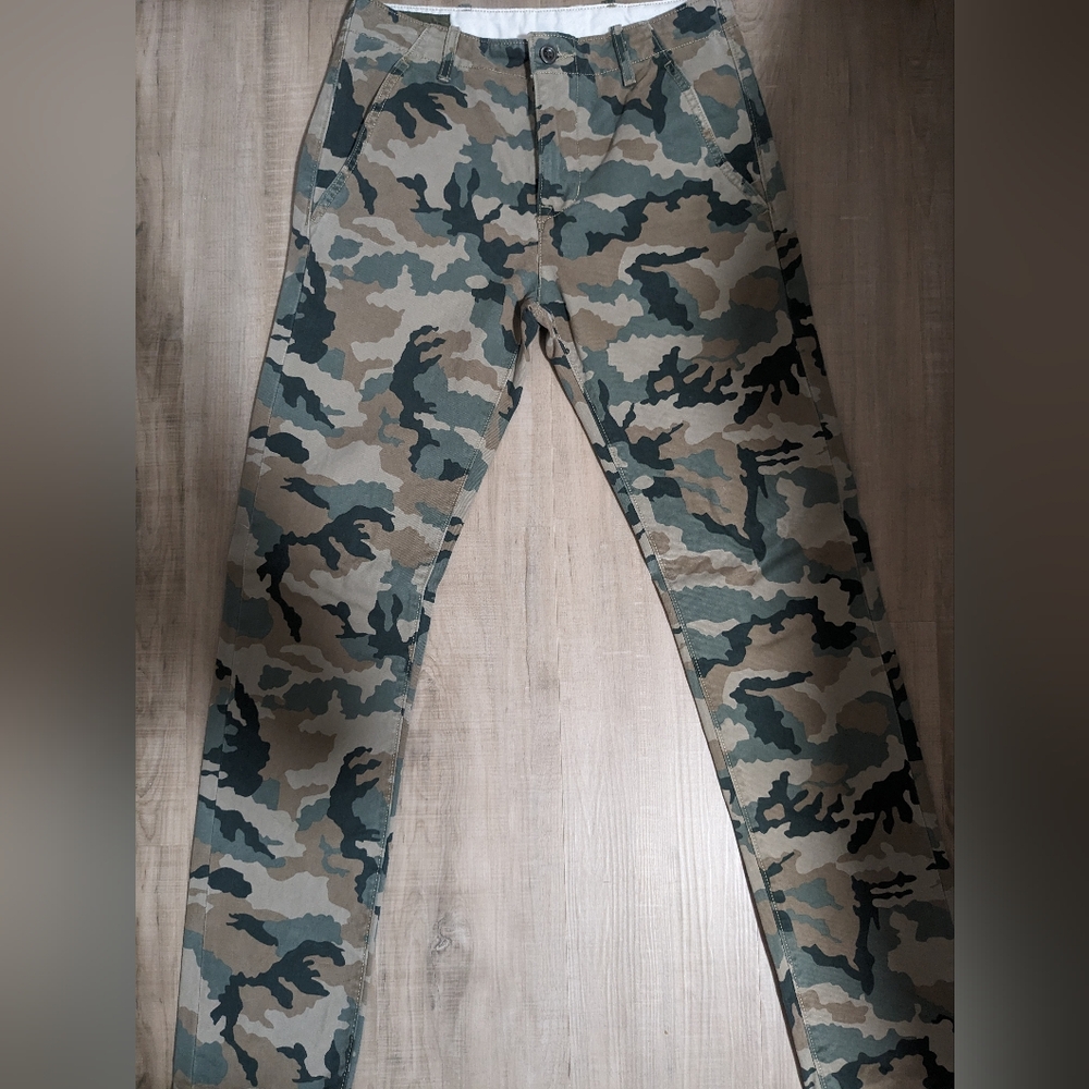 Levi's Regular Fit Camo Chino